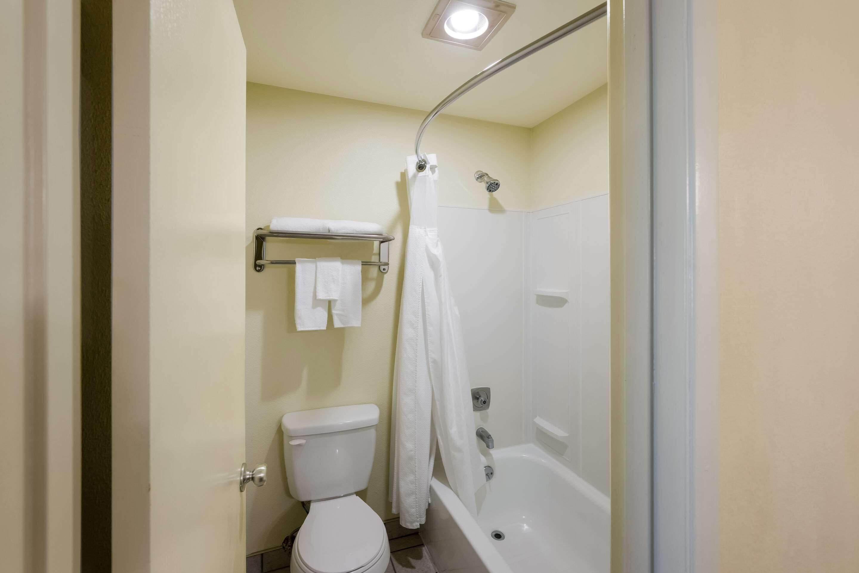 Queen Room,1385358476:JPEG